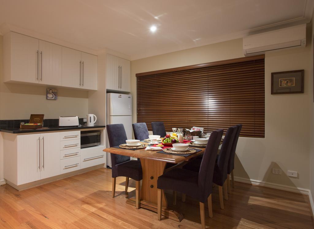 Murray River Lodge Luxury Boutique Accommodation B&B - Adults Only North Yunderup Rum bild