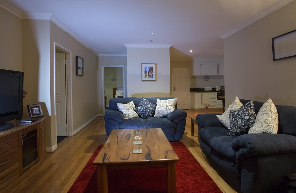 Murray River Lodge Luxury Boutique Accommodation B&B - Adults Only North Yunderup Exteriör bild